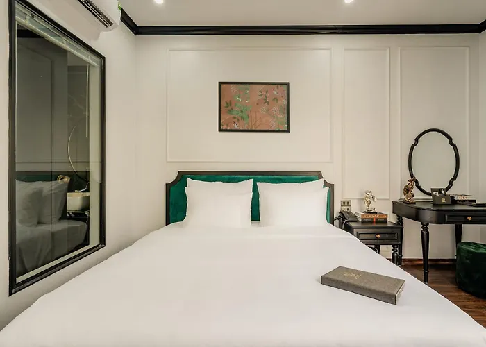 Elegant Boutique 4*