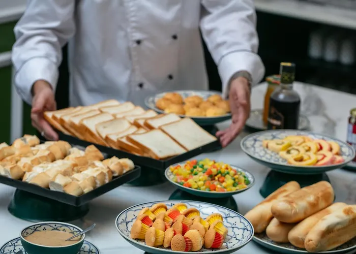 Hotel Elegant Boutique Hạ Long