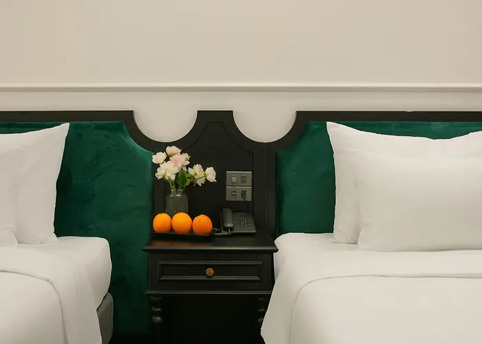 Elegant Boutique Hạ Long