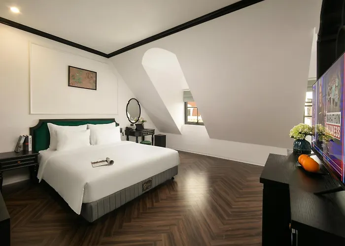 Elegant Boutique Hotel 4*