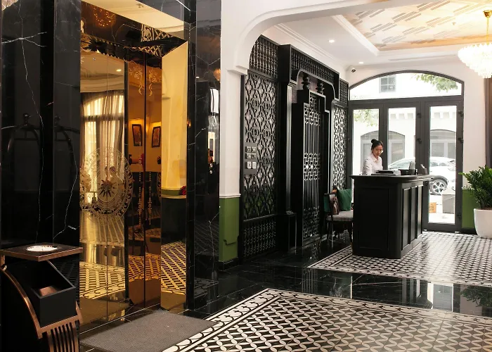 Elegant Boutique 4* Hạ Long
