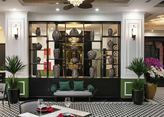 Elegant Boutique Hạ Long