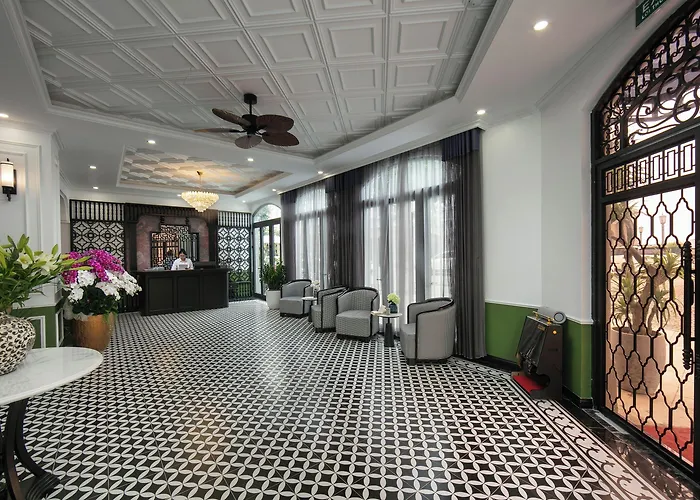 Elegant Boutique Hotel 4*