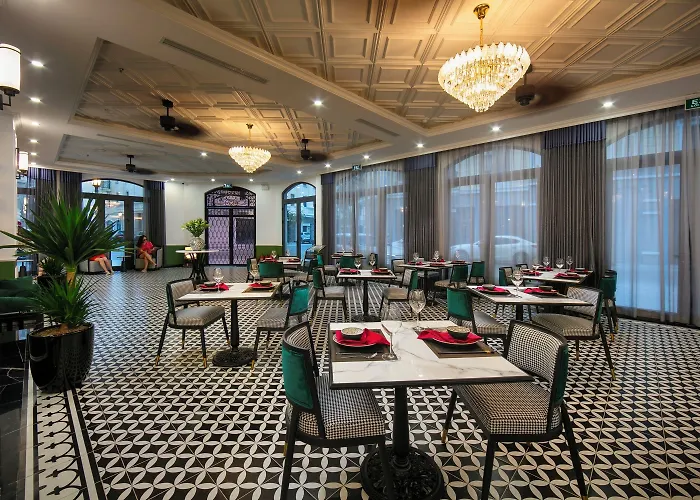 Elegant Boutique Hotel 4*